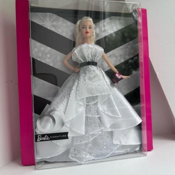 Barbie 60th Anniversary Signature Doll in Sparkling Silver and White - collector - Picture 1 of 6